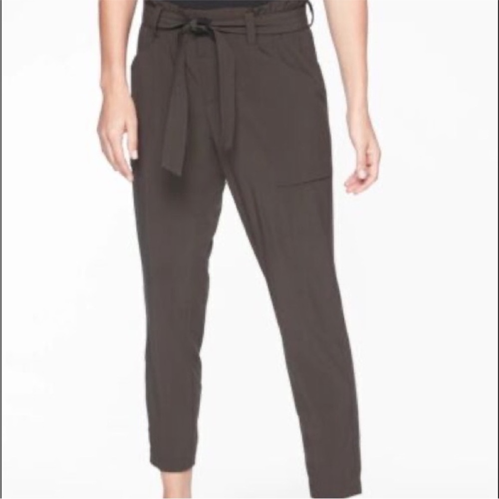 Athleta Skyline Pant NWT Olive